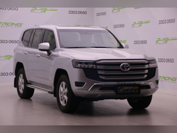 Toyota  Land Cruiser  GXR  2022  Automatic  140,000 Km  6 Cylinder  Four Wheel Drive (4WD)  SUV  Silver  With Warranty