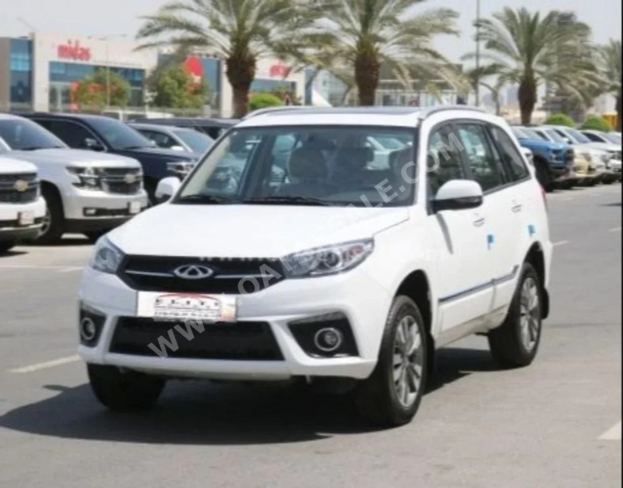 Chery  tiggo 3  4 Cylinder  Hatchback  White  2021