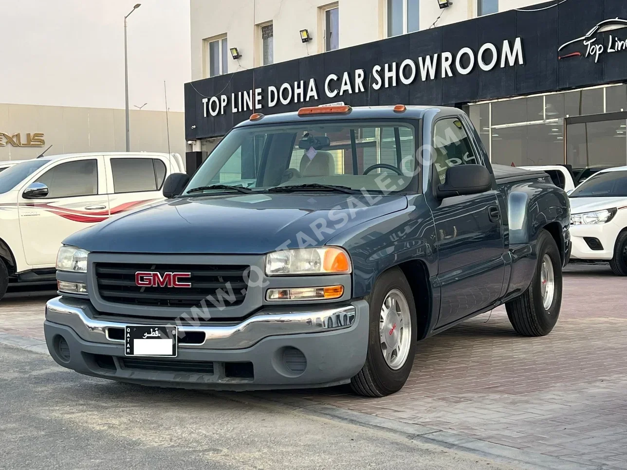 GMC  Sierra  1500  2006  Manual  205,000 Km  8 Cylinder  Four Wheel Drive (4WD)  Pick Up  Gray