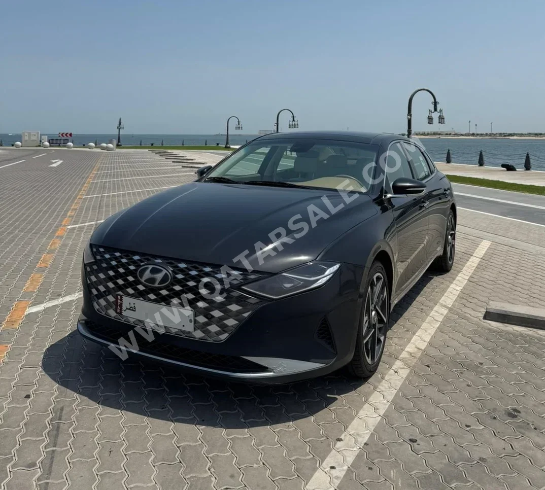 Hyundai  Azera  2023  Automatic  24,000 Km  6 Cylinder  Front Wheel Drive (FWD)  Sedan  Black
