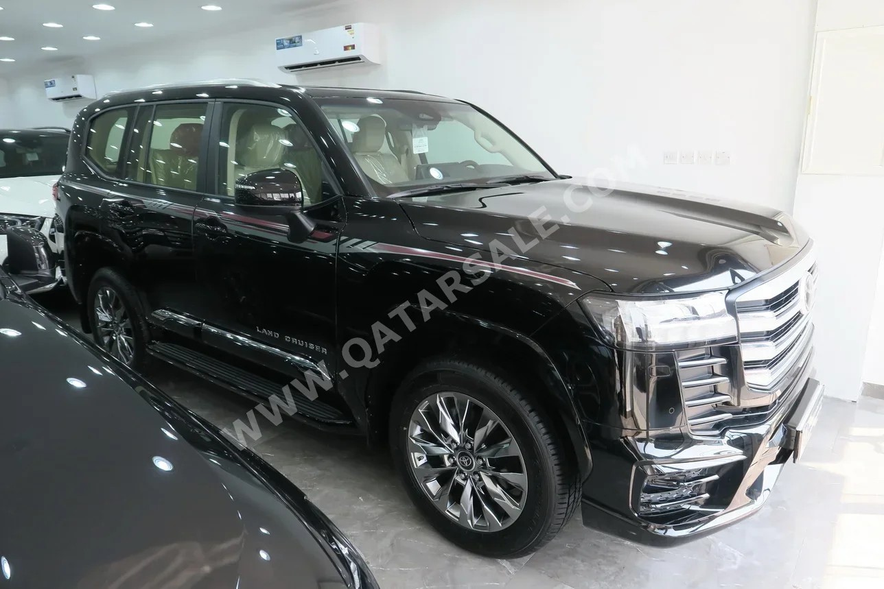 Toyota  Land Cruiser  GXR  2025  Automatic  0 Km  6 Cylinder  Four Wheel Drive (4WD)  SUV  Black  With Warranty