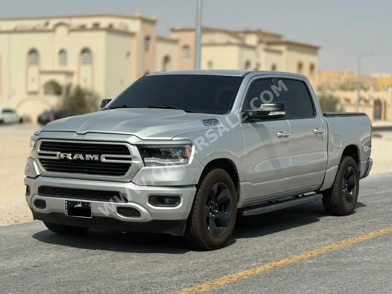 Dodge  Ram  1500  2019  Automatic  185,000 Km  8 Cylinder  Four Wheel Drive (4WD)  Pick Up  Silver