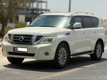 Nissan  Patrol  Platinum  2017  Automatic  166,000 Km  8 Cylinder  Four Wheel Drive (4WD)  SUV  White  With Warranty