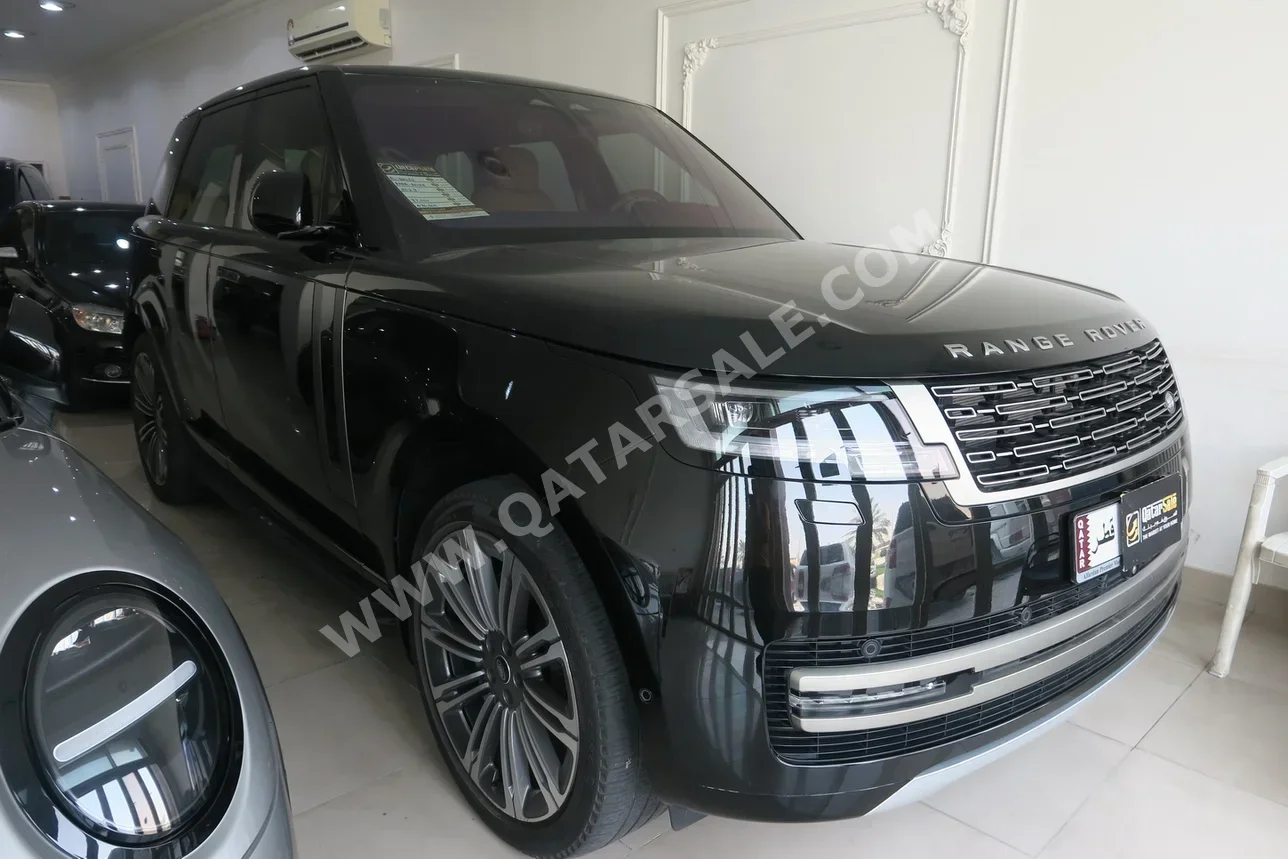 Land Rover  Range Rover  Vogue HSE  2024  Automatic  37,000 Km  6 Cylinder  Four Wheel Drive (4WD)  SUV  Black  With Warranty