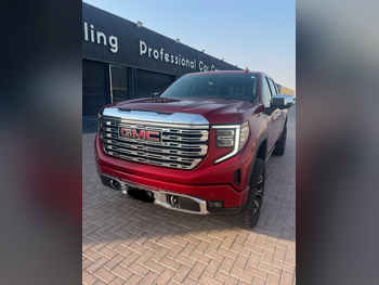 GMC  Sierra  Denali  2023  Automatic  166,000 Km  8 Cylinder  Four Wheel Drive (4WD)  Pick Up  Maroon