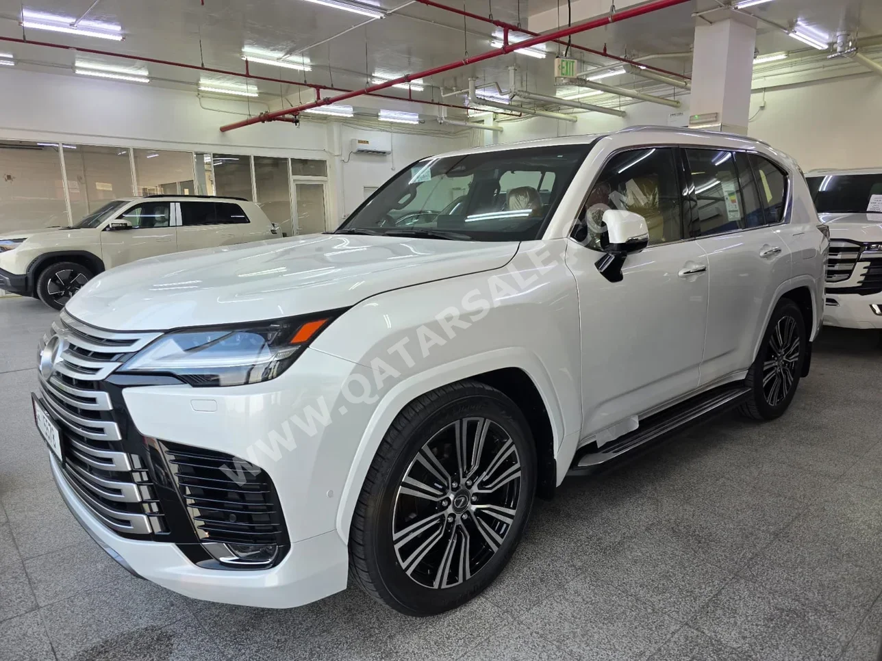 Lexus  LX  700 h  2025  Automatic  0 Km  6 Cylinder  Four Wheel Drive (4WD)  SUV  White  With Warranty