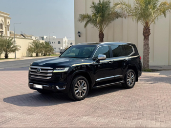 Toyota  Land Cruiser  VXR Twin Turbo  2023  Automatic  54,000 Km  6 Cylinder  Four Wheel Drive (4WD)  SUV  Black