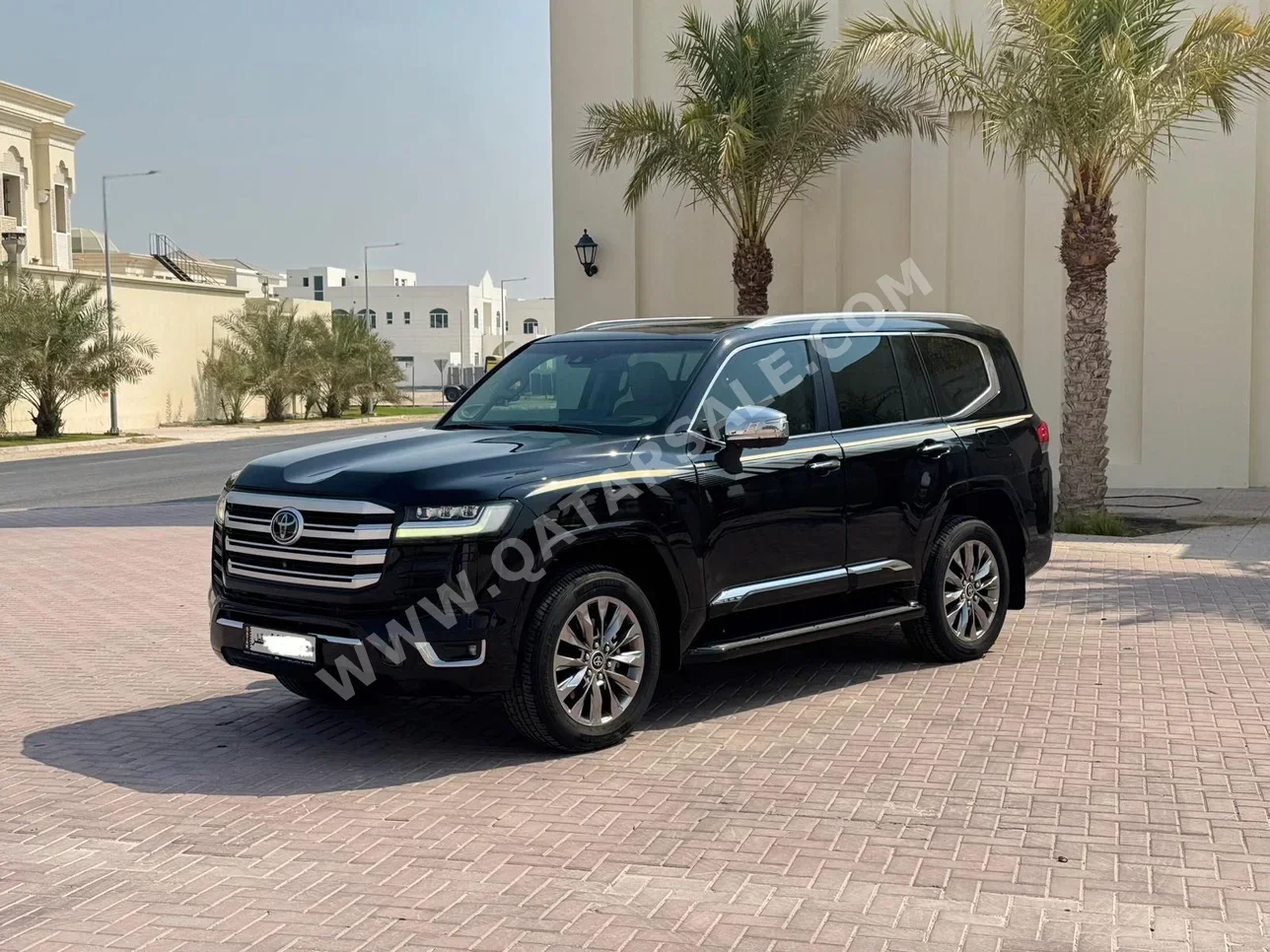Toyota  Land Cruiser  VXR Twin Turbo  2023  Automatic  54,000 Km  6 Cylinder  Four Wheel Drive (4WD)  SUV  Black