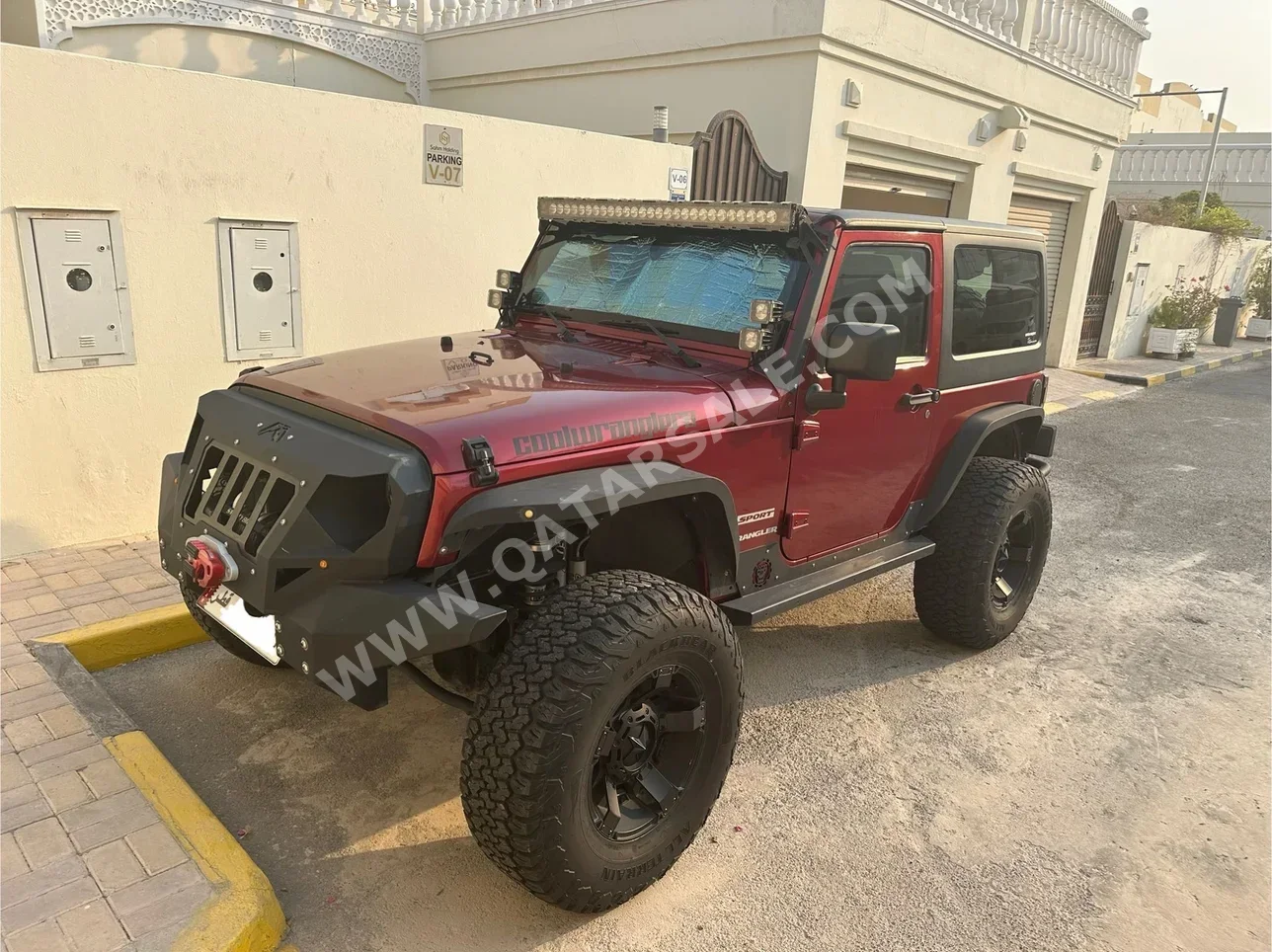Jeep  Wrangler  Sport  2013  Manual  65,800 Km  6 Cylinder  Four Wheel Drive (4WD)  SUV  Maroon and Black