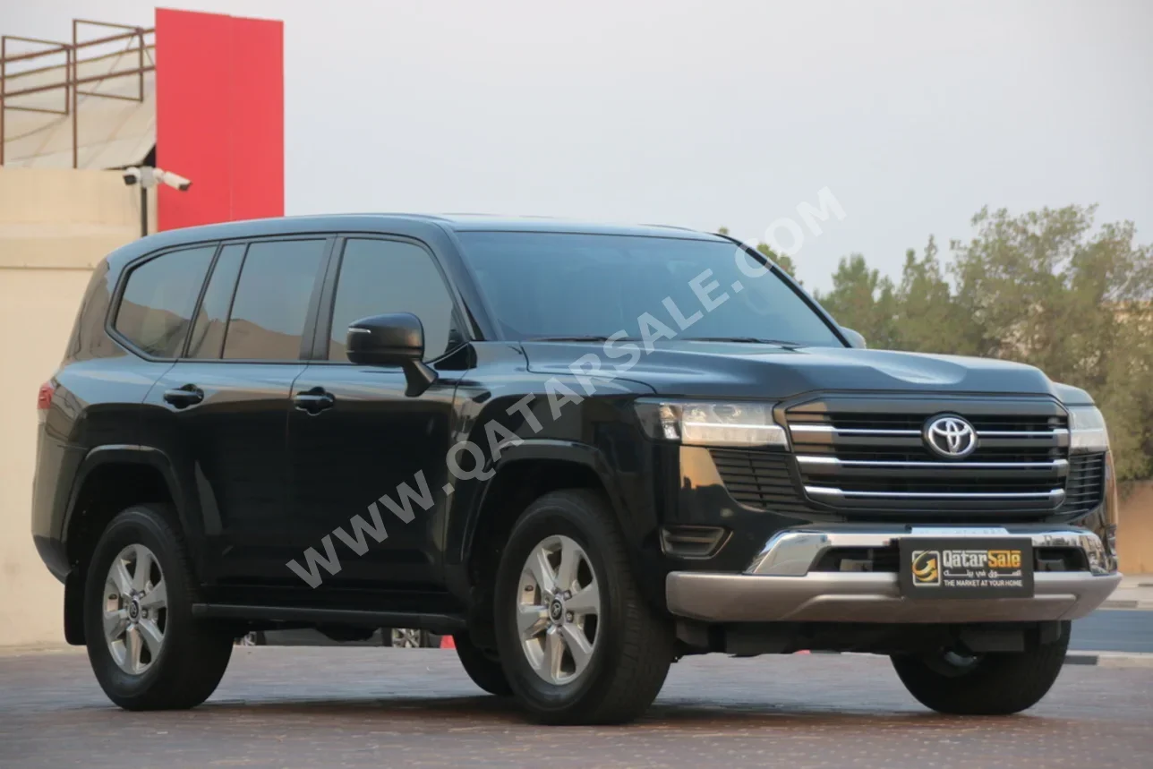 Toyota  Land Cruiser  GX  2024  Automatic  11,000 Km  6 Cylinder  Four Wheel Drive (4WD)  SUV  Black  With Warranty