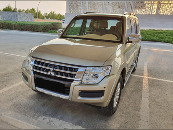 Mitsubishi  Pajero  GLS  2017  Automatic  80,500 Km  6 Cylinder  Four Wheel Drive (4WD)  SUV  Beige Metalic