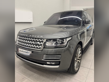 Land Rover  Range Rover  Vogue SE Super charged  2017  Automatic  114,000 Km  8 Cylinder  Four Wheel Drive (4WD)  SUV  Gray  With Warranty