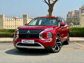 Mitsubishi  Outlander  HL +  2025  Automatic  0 Km  4 Cylinder  Four Wheel Drive (4WD)  SUV  Red  With Warranty