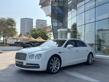 Bentley  Continental  Flying Spur  2014  Automatic  40,000 Km  12 Cylinder  All Wheel Drive (AWD)  Sedan  White