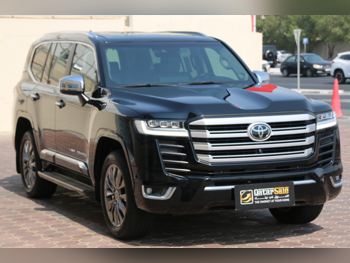 Toyota  Land Cruiser  VXR Twin Turbo  2023  Automatic  36,000 Km  6 Cylinder  Four Wheel Drive (4WD)  SUV  Black  With Warranty