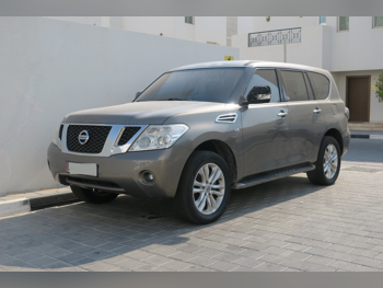 نيسان  باترول  اس اي  2012  اوتوماتيك  328,000 كم  8 سلندر  دفع رباعي  اس يو في  فضي