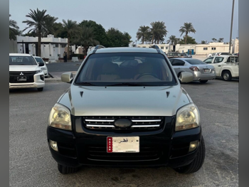 Kia  Sportage  2006  Automatic  227,350 Km  6 Cylinder  Four Wheel Drive (4WD)  SUV  Beige