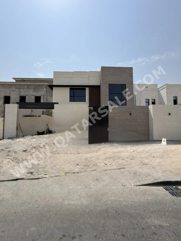 Family Residential  - Semi Furnished  - Al Daayen  - Al Khisah  - 8 Bedrooms