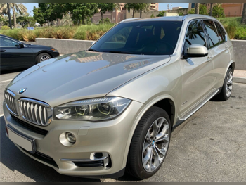 BMW  X-Series  X5  2016  Automatic  80,736 Km  8 Cylinder  Four Wheel Drive (4WD)  SUV  Gray and Silver