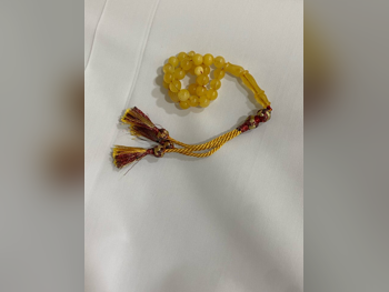 Prayer Beads Amber  SaudiArabia  Yellow  33  25 g  Oval/Circle  13 mm