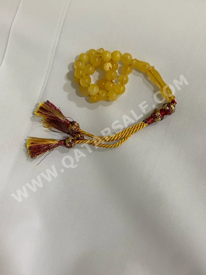Prayer Beads Amber  SaudiArabia  Yellow  33  25 g  Oval/Circle  13 mm
