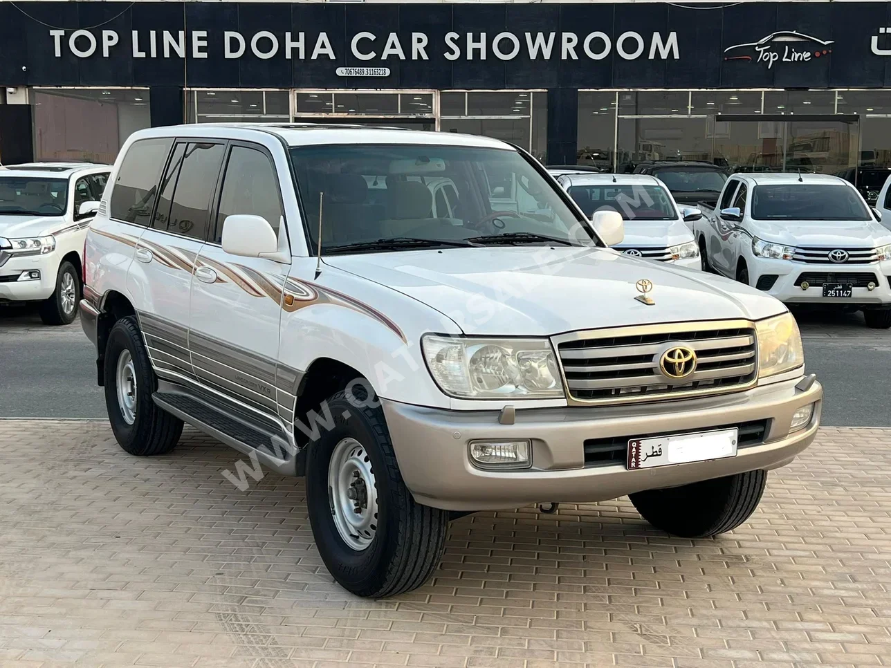 Toyota  Land Cruiser  VXR  2007  Automatic  580,000 Km  8 Cylinder  Four Wheel Drive (4WD)  SUV  White