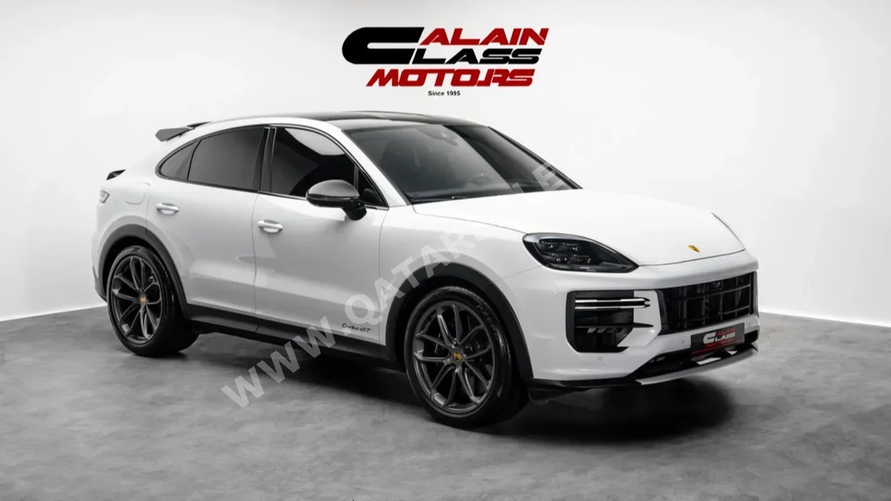 Porsche  Cayenne  Turbo GT  2024  Automatic  12,761 Km  8 Cylinder  All Wheel Drive (AWD)  SUV  White