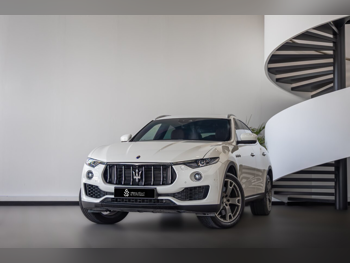 Maserati  Levante  Ermenegildo Zegna  2017  Automatic  151,000 Km  6 Cylinder  Four Wheel Drive (4WD)  SUV  White