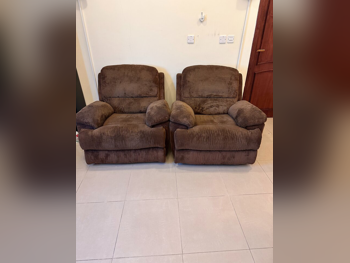 الأرائك والكنب والكراسي طقم كنب  - قماش  - بني