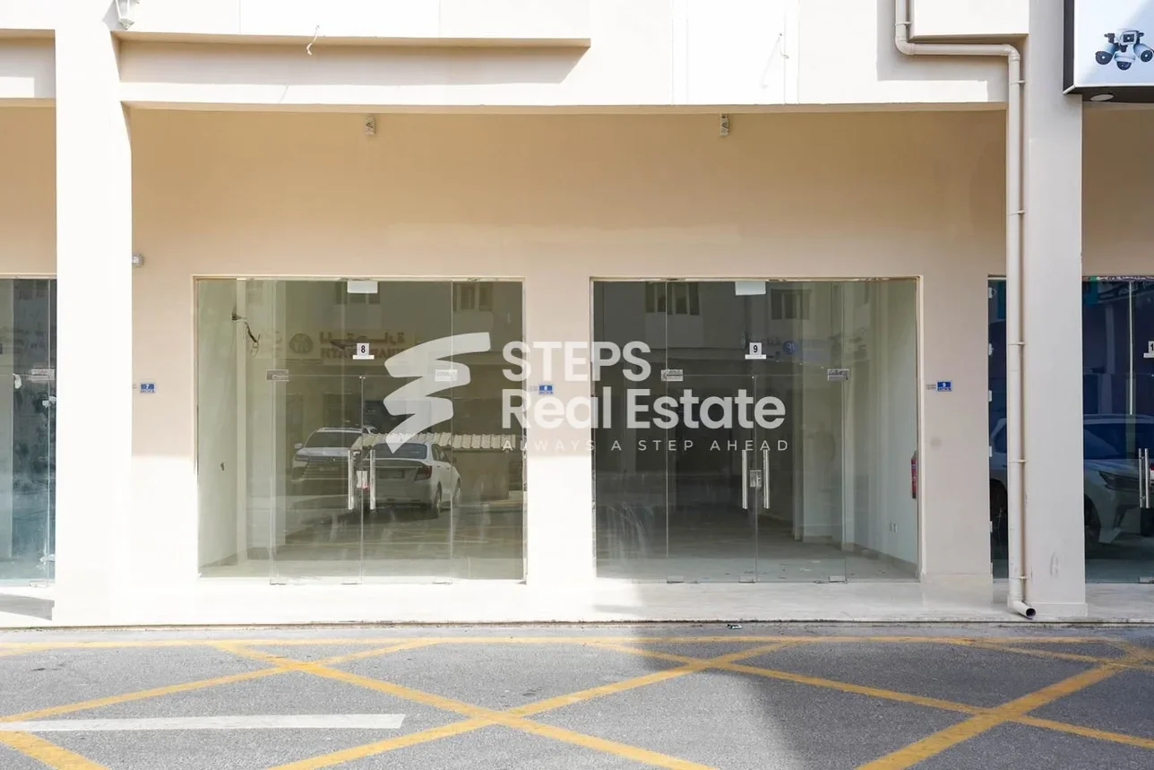 Commercial Shops - Not Furnished  - Umm Salal  For Rent  - Al Kharaitiyat