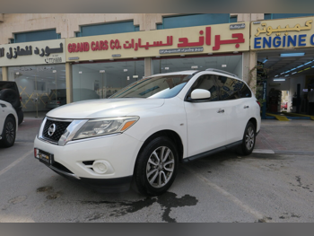 نيسان  باثفايندر  2014  اوتوماتيك  125,000 كم  6 سلندر  دفع رباعي  اس يو في  أبيض