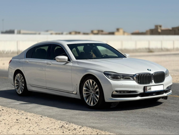 BMW  7-Series  740 Li  2018  Automatic  161,000 Km  6 Cylinder  Rear Wheel Drive (RWD)  Sedan  White