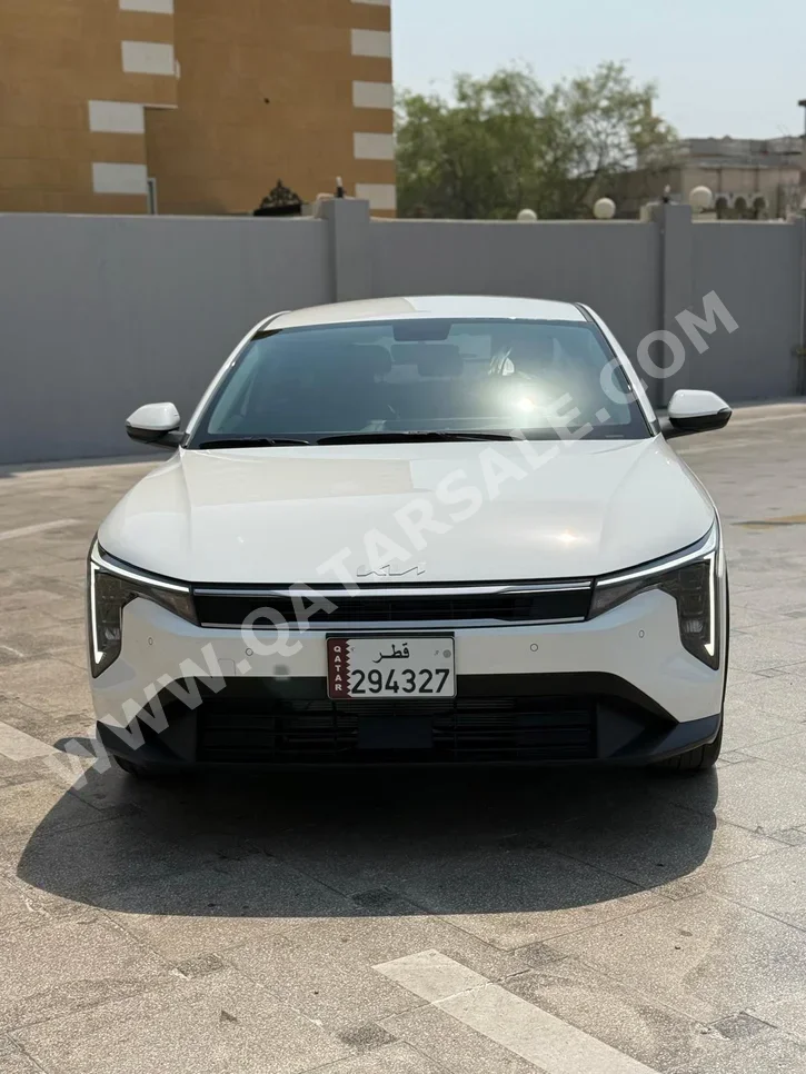 Kia  K4  Sedan  White  2026