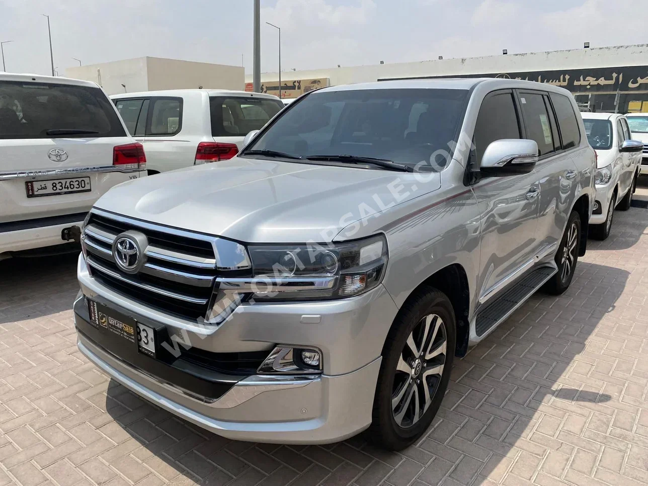 Toyota  Land Cruiser  GXR- Grand Touring  2019  Automatic  113,000 Km  8 Cylinder  Four Wheel Drive (4WD)  SUV  Silver