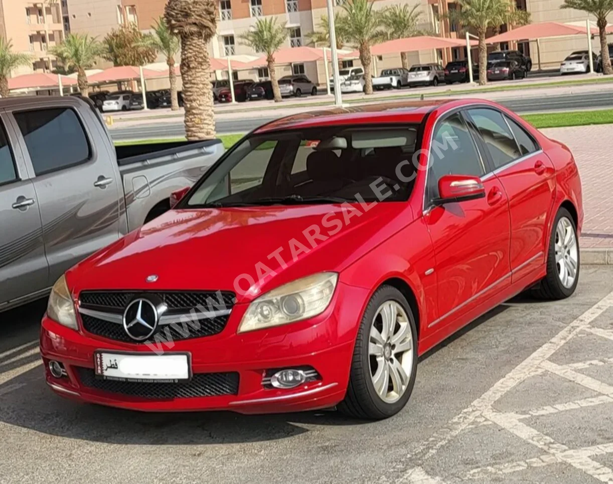 Mercedes-Benz  C-Class  200  2009  Automatic  155,000 Km  4 Cylinder  Rear Wheel Drive (RWD)  Sedan  Red