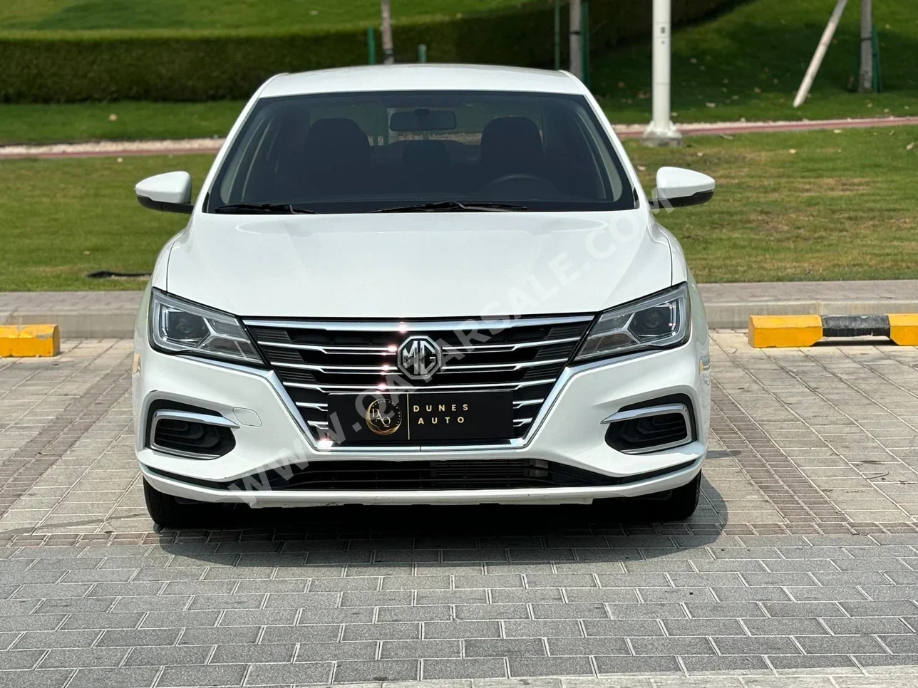 ام جي  5  2023  اوتوماتيك  99,999 كم  4 سلندر  سحب امامي  سيدان  أبيض  تحت الضمان
