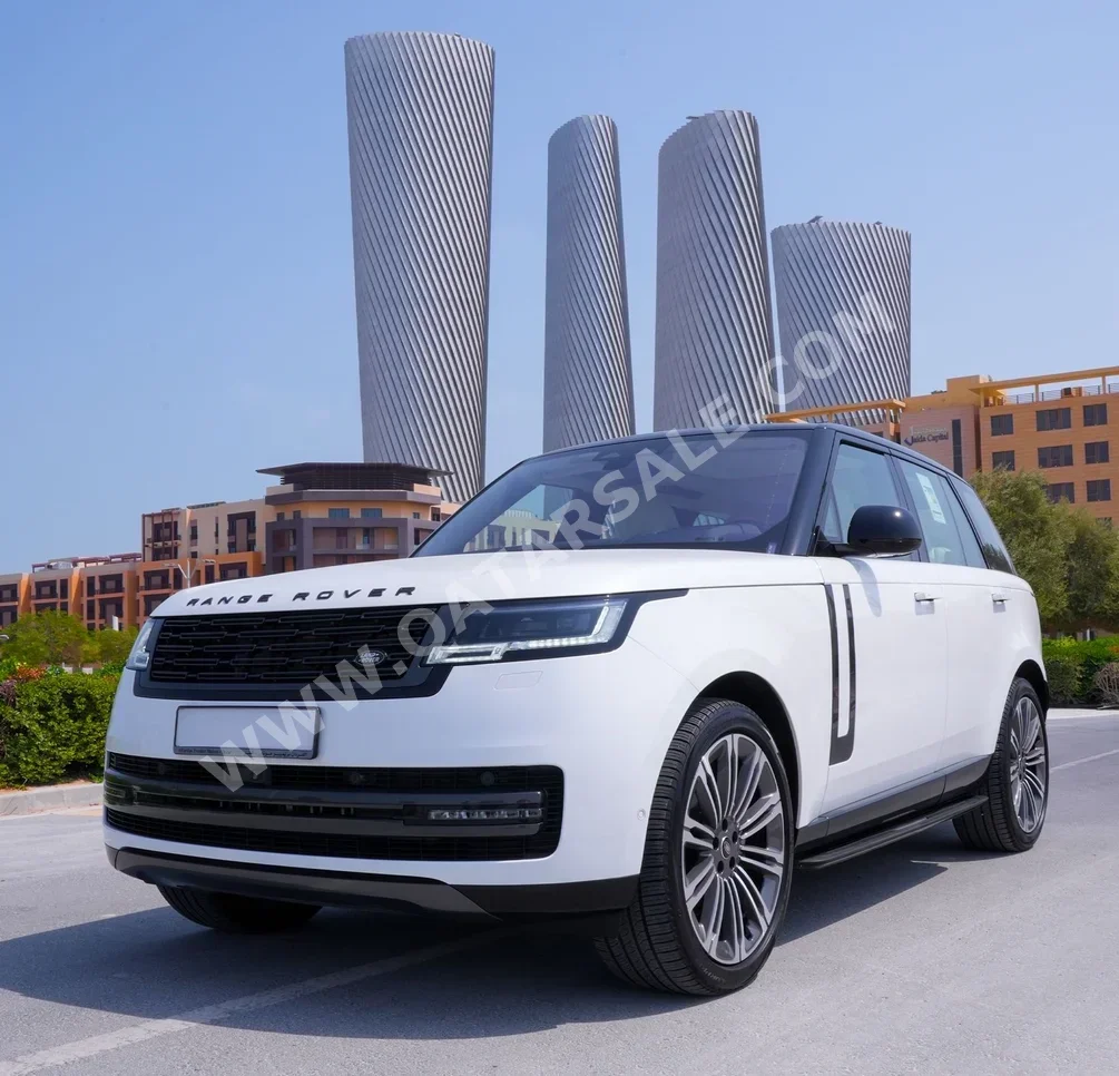 لاند روفر  رنج روفر  فوج اتش اس اي  2023  اوتوماتيك  60,700 كم  6 سلندر  دفع رباعي  اس يو في  أبيض  تحت الضمان
