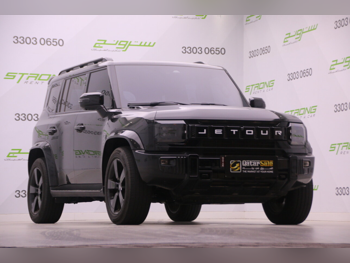 Jetour  T2  Luxury  2025  Automatic  36,000 Km  4 Cylinder  Four Wheel Drive (4WD)  SUV  Black  With Warranty