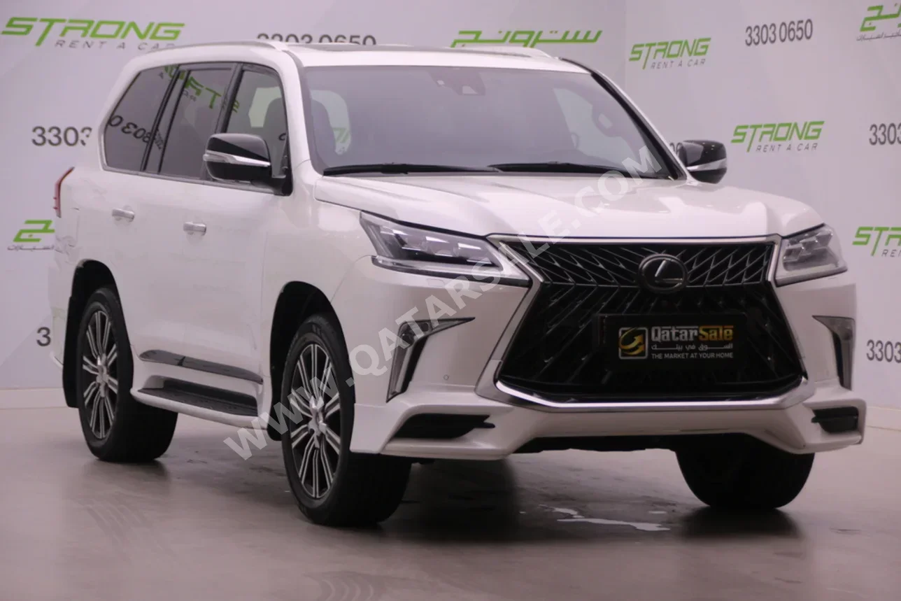 Lexus  LX  570 S  2018  Automatic  249,000 Km  8 Cylinder  Four Wheel Drive (4WD)  SUV  White