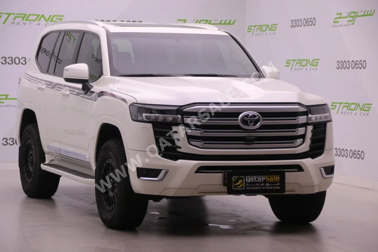 Toyota  Land Cruiser  GXR Twin Turbo  2023  Automatic  46,000 Km  6 Cylinder  Four Wheel Drive (4WD)  SUV  Pearl  With Warranty