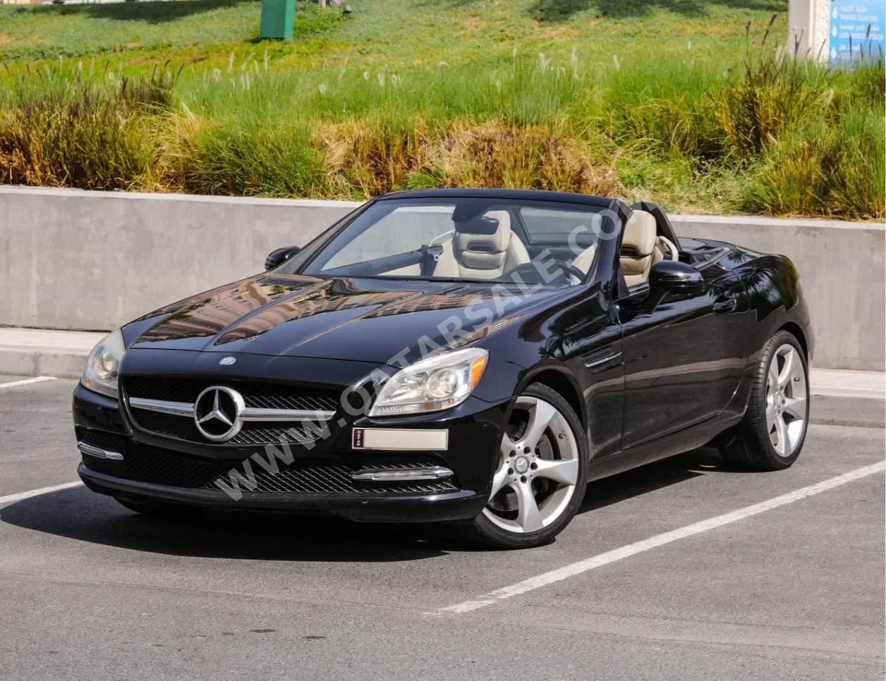 Mercedes-Benz  SLK  300  2013  Automatic  70,000 Km  6 Cylinder  All Wheel Drive (AWD)  Convertible  Black  With Warranty