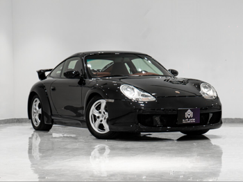 بورش  911  كاريرا  1998  عادي  128,000 كم  6 سلندر  دفع خلفي  كوبيه \ سبورت  أسود