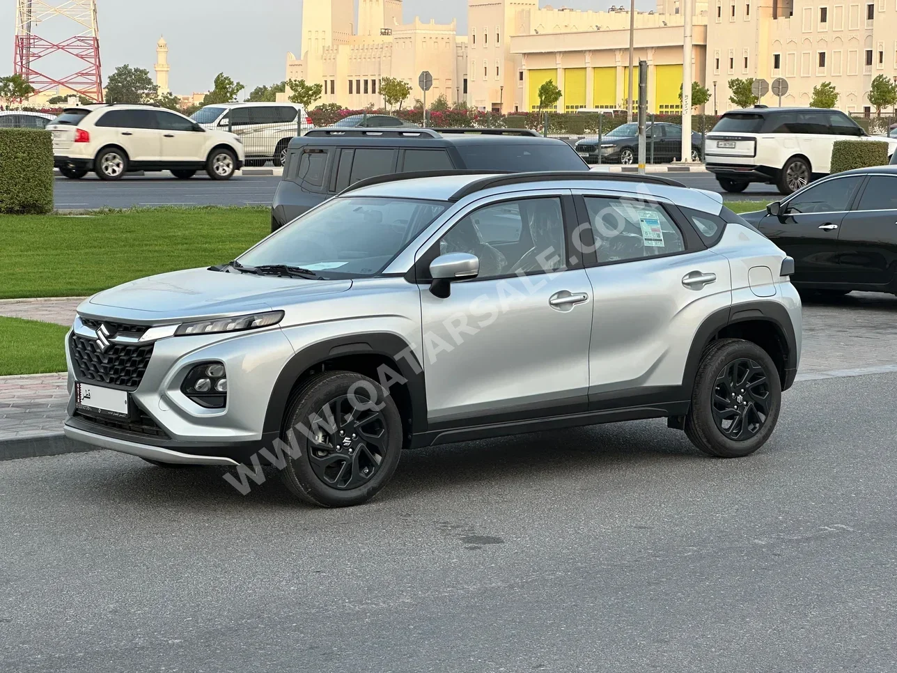 Suzuki  Fronx GL  2x4  Gray Metallic  2026