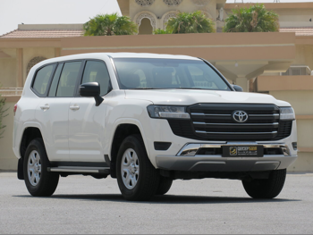 Toyota  Land Cruiser  GX  2023  Automatic  86,000 Km  6 Cylinder  Four Wheel Drive (4WD)  SUV  White  With Warranty