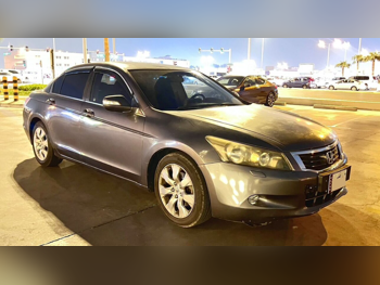 Honda  Accord  EXL  2008  Automatic  229,000 Km  6 Cylinder  Front Wheel Drive (FWD)  Sedan  Gray