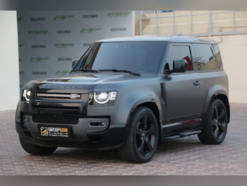Land Rover  Defender  90 X Dynamic  2023  Automatic  39,000 Km  8 Cylinder  Four Wheel Drive (4WD)  SUV  Carpathian grey  With Warranty