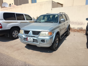 متسوبيشي  ناتيفا  2006  اوتوماتيك  180,000 كم  6 سلندر  دفع رباعي  اس يو في  فضي