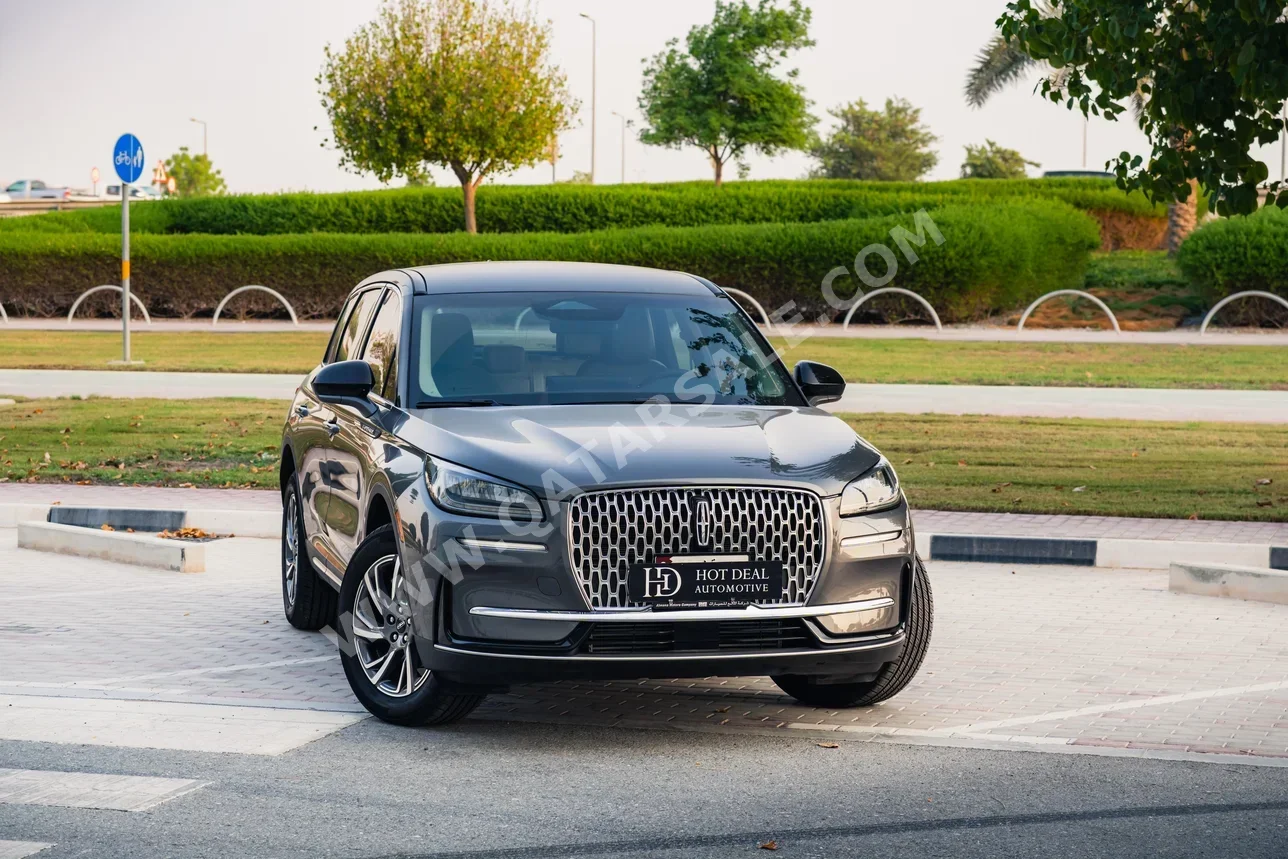 Lincoln  Corsair  2023  Automatic  1,300 Km  4 Cylinder  All Wheel Drive (AWD)  SUV  Gray  With Warranty