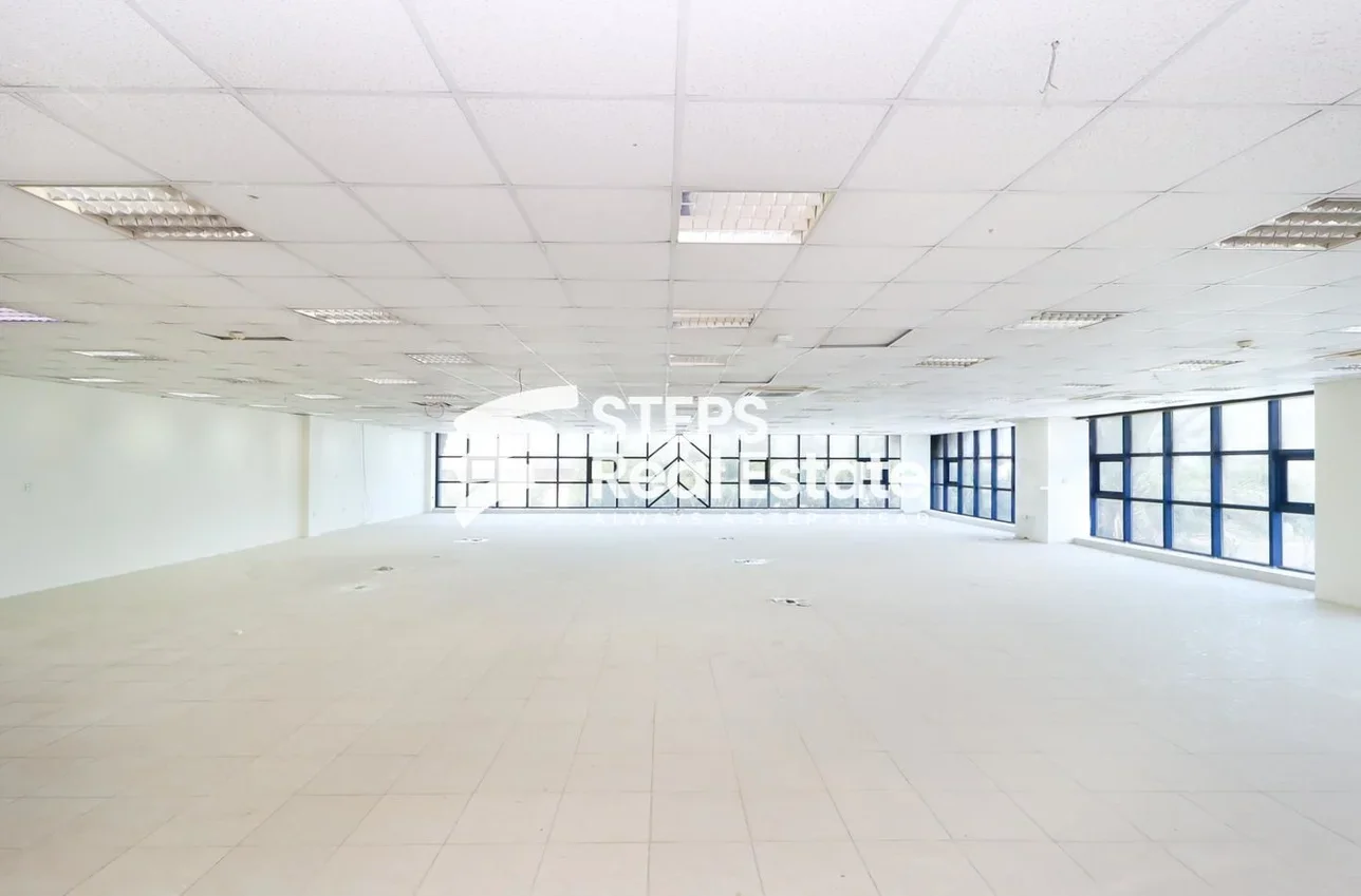 Commercial Offices - Not Furnished  - Doha  - Old Airport