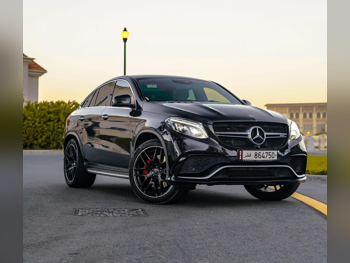 مرسيدس - بنز  جي ال اي  63S AMG  2016  اوتوماتيك  60,000 كم  8 سلندر  دفع رباعي  اس يو في  أسود